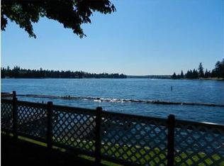 21206 Island Pkwy E #10, Lake Tapps, WA 98391