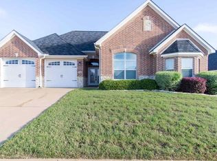 713 White Bear Trl, Lindale, TX 75771