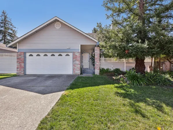 1553 Holly Avenue, Rohnert Park, CA 94928