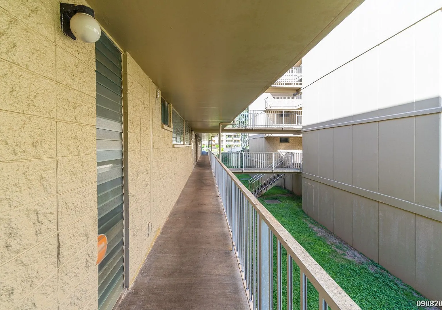2 Bedroom 1 Bath Condo at Valley View — Photo 3