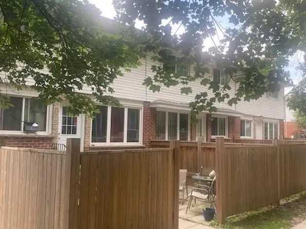 58 Hazelglen Dr, Kitchener, ON N2M 2E3