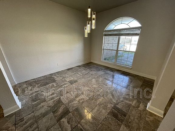 5th image of 1135 Old Nursery Way