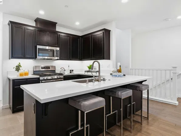 5862 Cadence Ave, Dublin, CA 94568