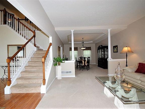 3rd image of 6228 Chagrin Highlands Dr