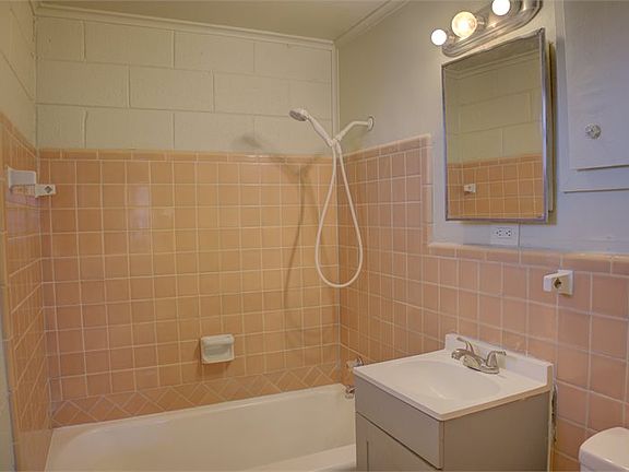 3rd image of 58 N Gary Ave #5