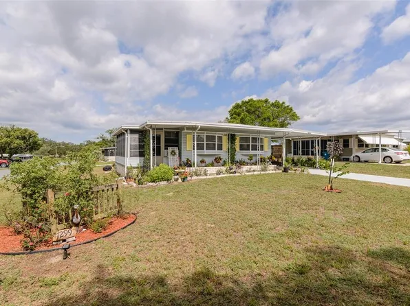 7299 First Circle Dr, Brooksville, FL 34613