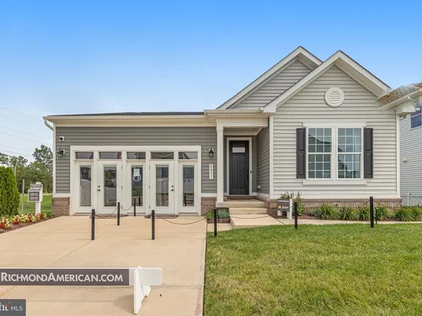 8051 McKay St, Bealeton, VA 22712