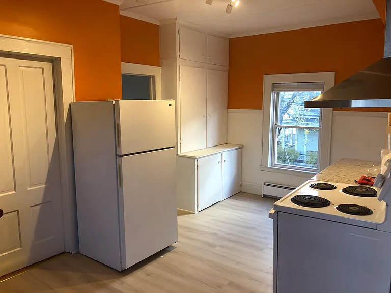 128 Pleasant St #4 — Photo 13