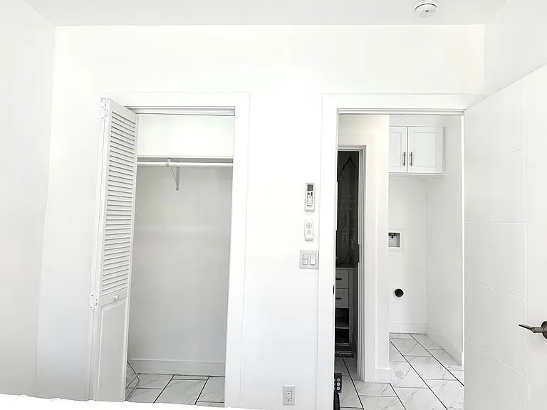 7013 Bellaire Ave — Photo 14