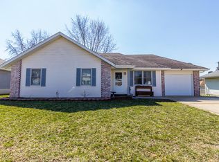1220 Fowler Rd, Lebanon, MO 65536