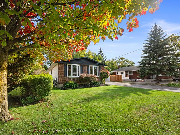 3rd image of 353 Churchill Rd E