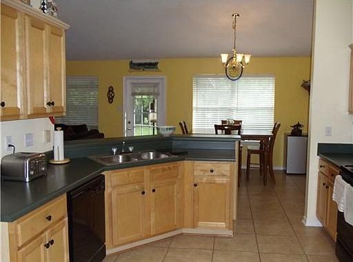 3rd image of 15751 S Fork Dr