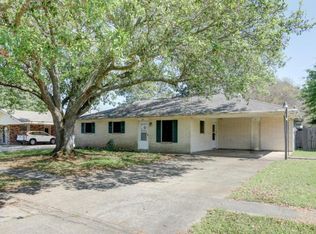 218 Knollwood Dr, Lafayette, LA 70506
