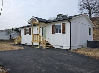 102 Hope Cir, Kingston, TN 37763