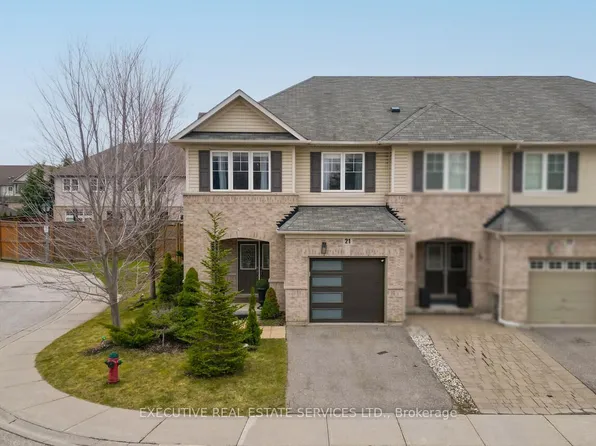 3275 Stalybridge Dr #21, Oakville, ON L6M 0L2