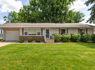 808 9th St NE, Waseca, MN 56093