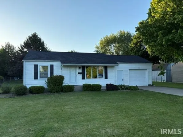 1008 N Quarry Rd, Marion, IN 46952