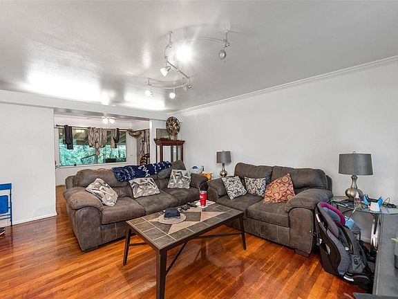 3rd image of 1012 Wylin Ct