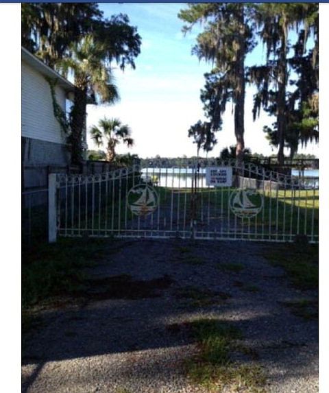 2nd image of 5512 Timberwind Cir