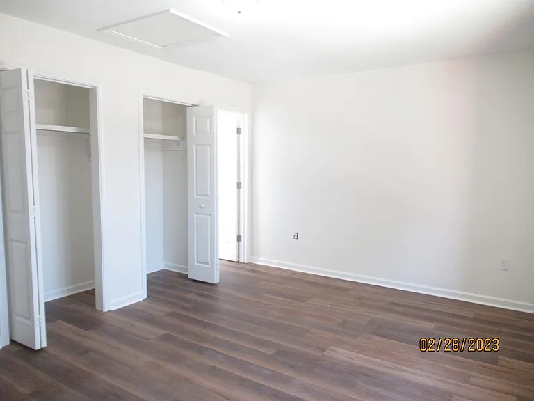 251 Rast St #L8 — Photo 5