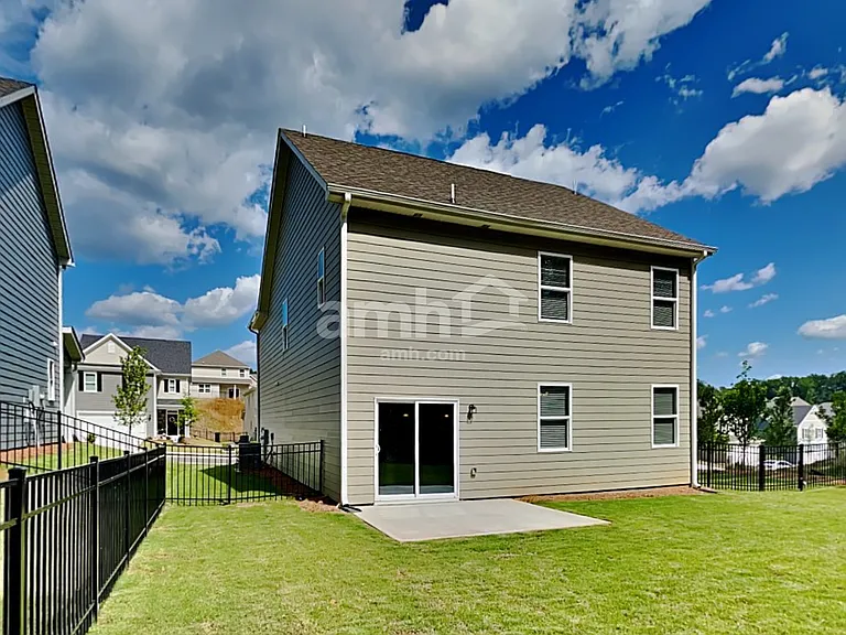 545 Summit View Ln — Photo 26