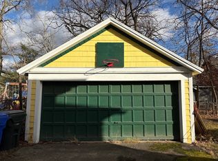 67 Perkins St, Springfield, MA 01118