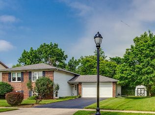 1009 Florida Ln, Elk Grove Village, IL 60007