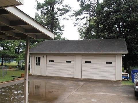 2nd image of 208 Tulip Tree Rd