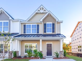 411 Viceroy Ln, Goose Creek, SC 29445