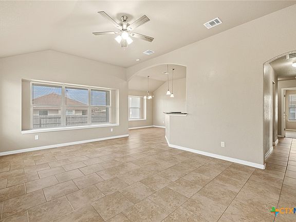 5th image of 603 W Vega Ln