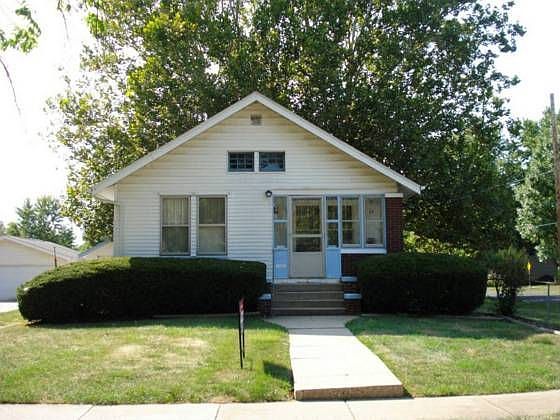 1st image of 1498 Willard St