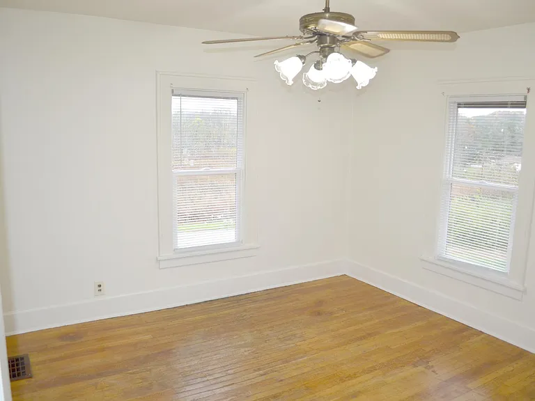3690 Enlow Rd — Photo 28