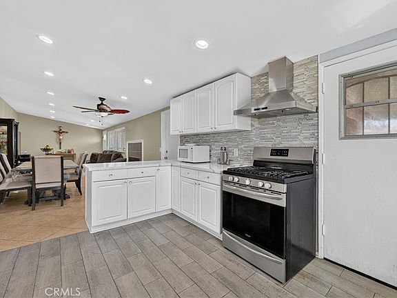 4th image of 7832 Ruthann Ave