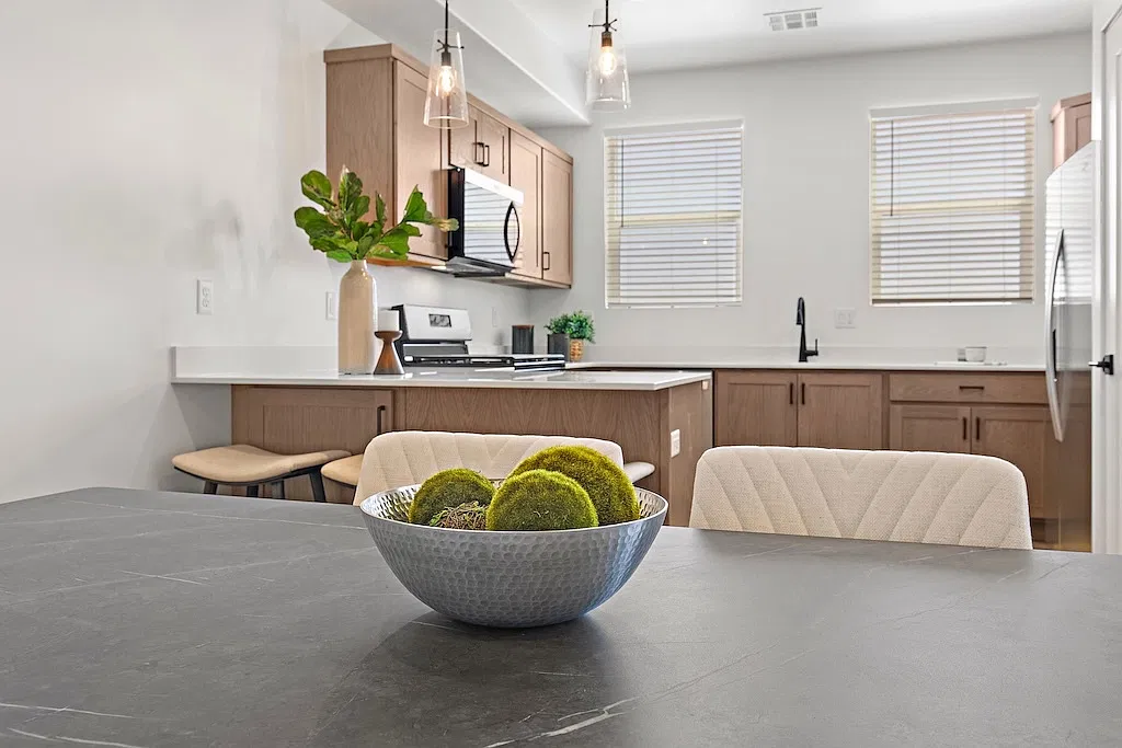 1094 West Albertine Lane - 126 — Photo 4