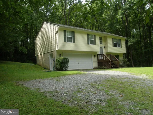25757 Ricky Dr, Hollywood, MD 20636