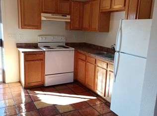 210 W Roger Rd APT 10, Tucson, AZ 85705