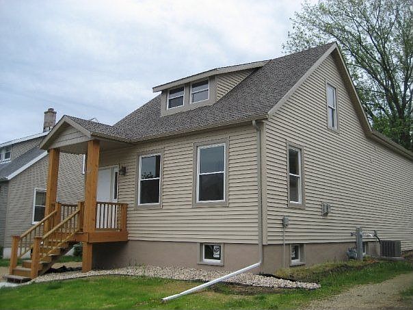 2nd image of 413 4th Ave