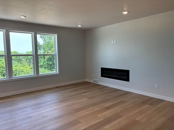 2nd image of 8322 Marlo Ave