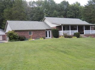 1584 Cedar Ln NW, Corydon, IN 47112