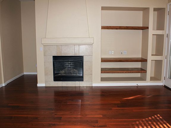 5th image of 766 Caber Dr
