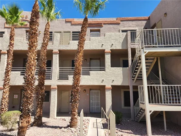 2008 Mesquite Ln APT 204, Laughlin, NV 89029
