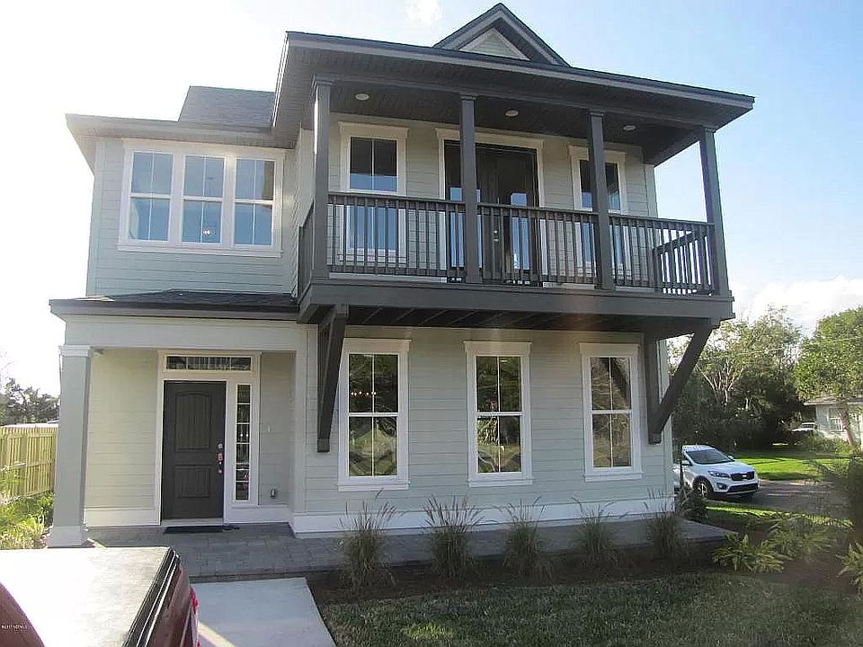 1st image of 205 Alcazar St