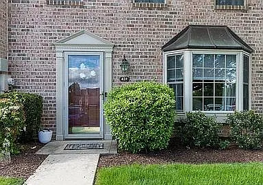 459 Stonehedge Ln — Photo 26