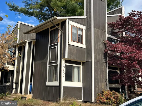 18457 Stone Hollow Dr, Germantown, MD 20874