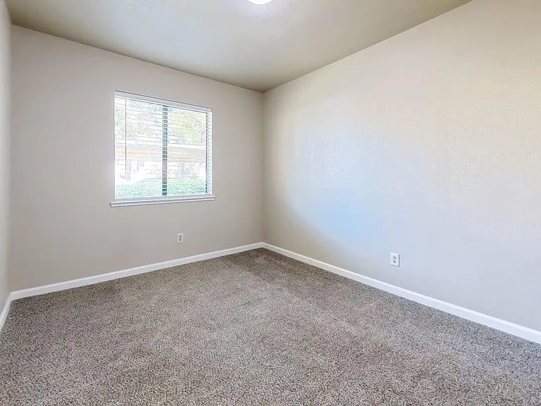 Northwood Place Apartments — Photo 12