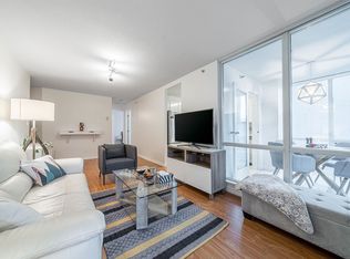 1166 Melville St #903, Vancouver, BC V6E 4P5
