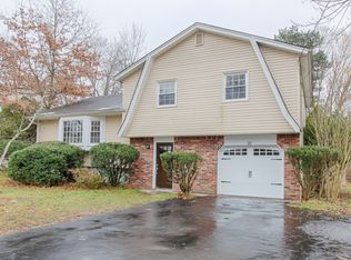 20 Arcadia Rd, Pompton Lakes, NJ 07442