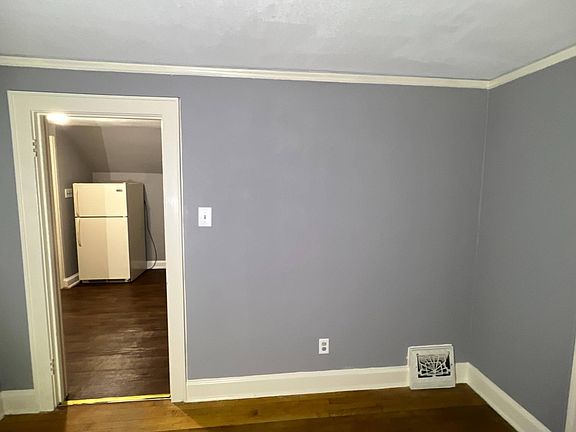 3rd image of 238 E Townsend St #1