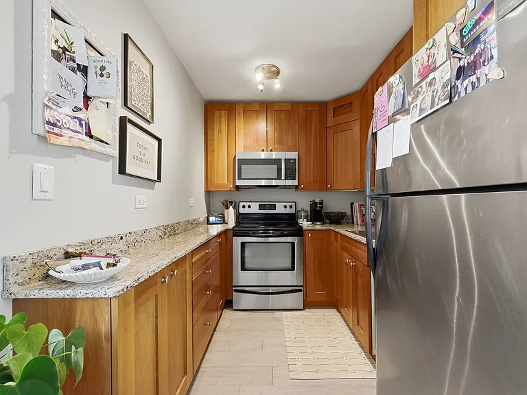 3033 N Sheridan Rd #1609 — Photo 4