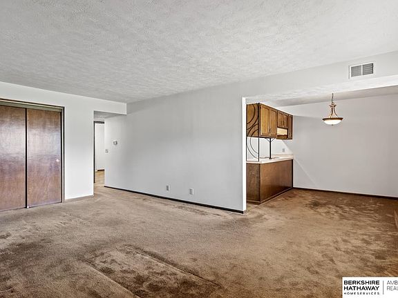 4th image of 12728 Deauville Dr #3-102